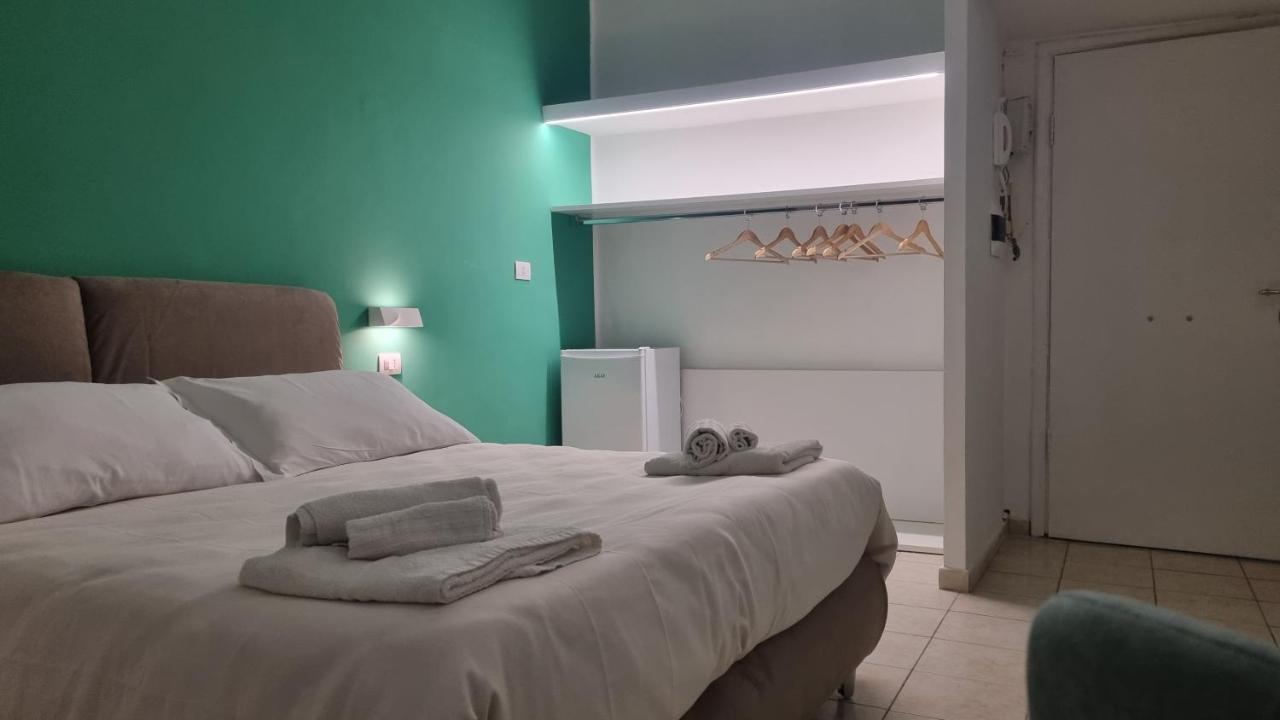 Residenza Carafa - Rc - My Place เนเปิลส์ ภายนอก รูปภาพ