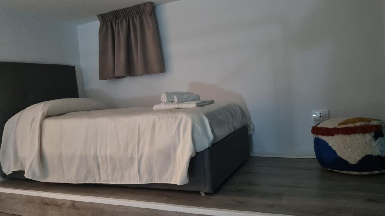 Residenza Carafa - Rc - My Place เนเปิลส์ ภายนอก รูปภาพ