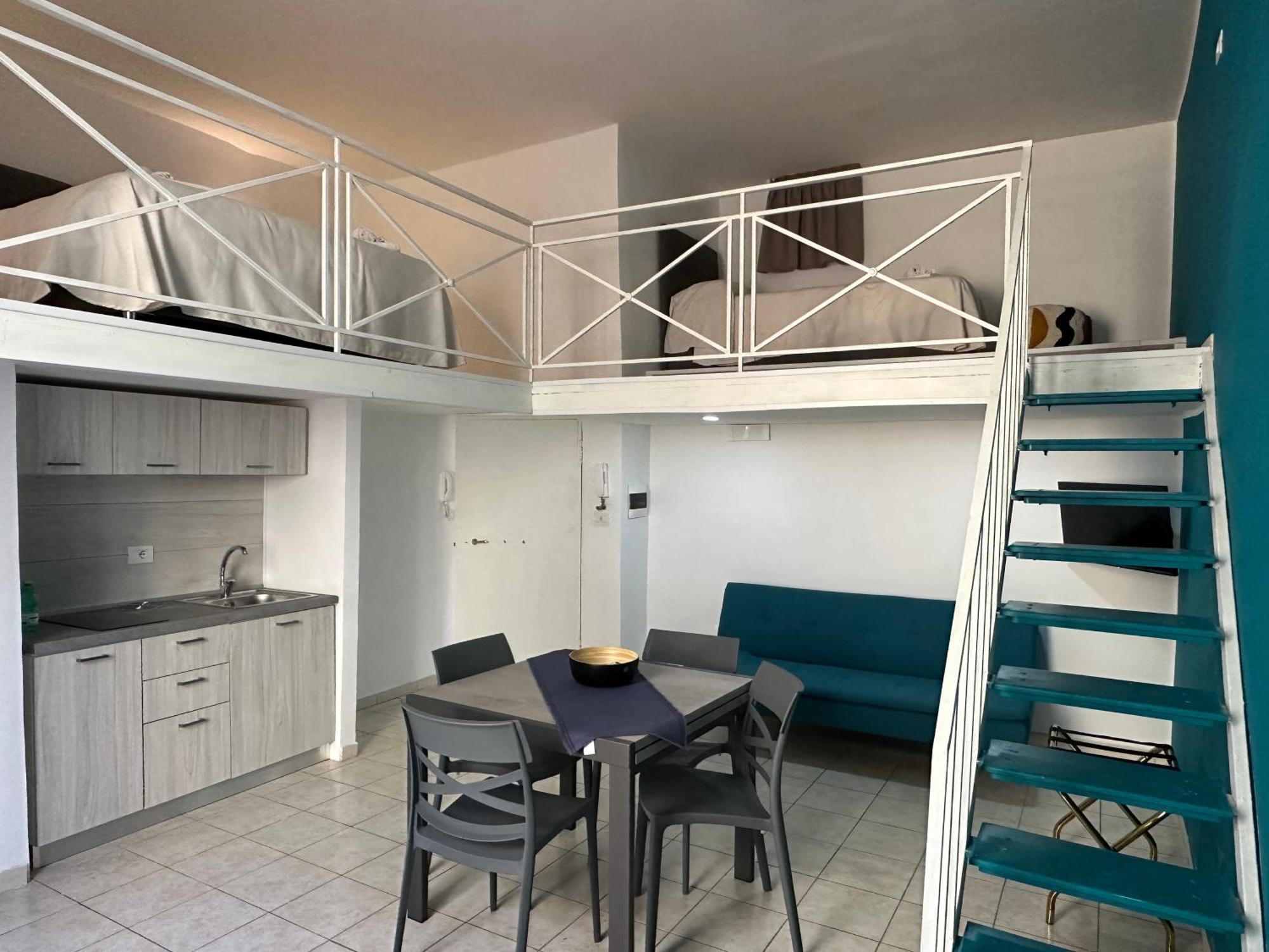 Residenza Carafa - Rc - My Place เนเปิลส์ ภายนอก รูปภาพ